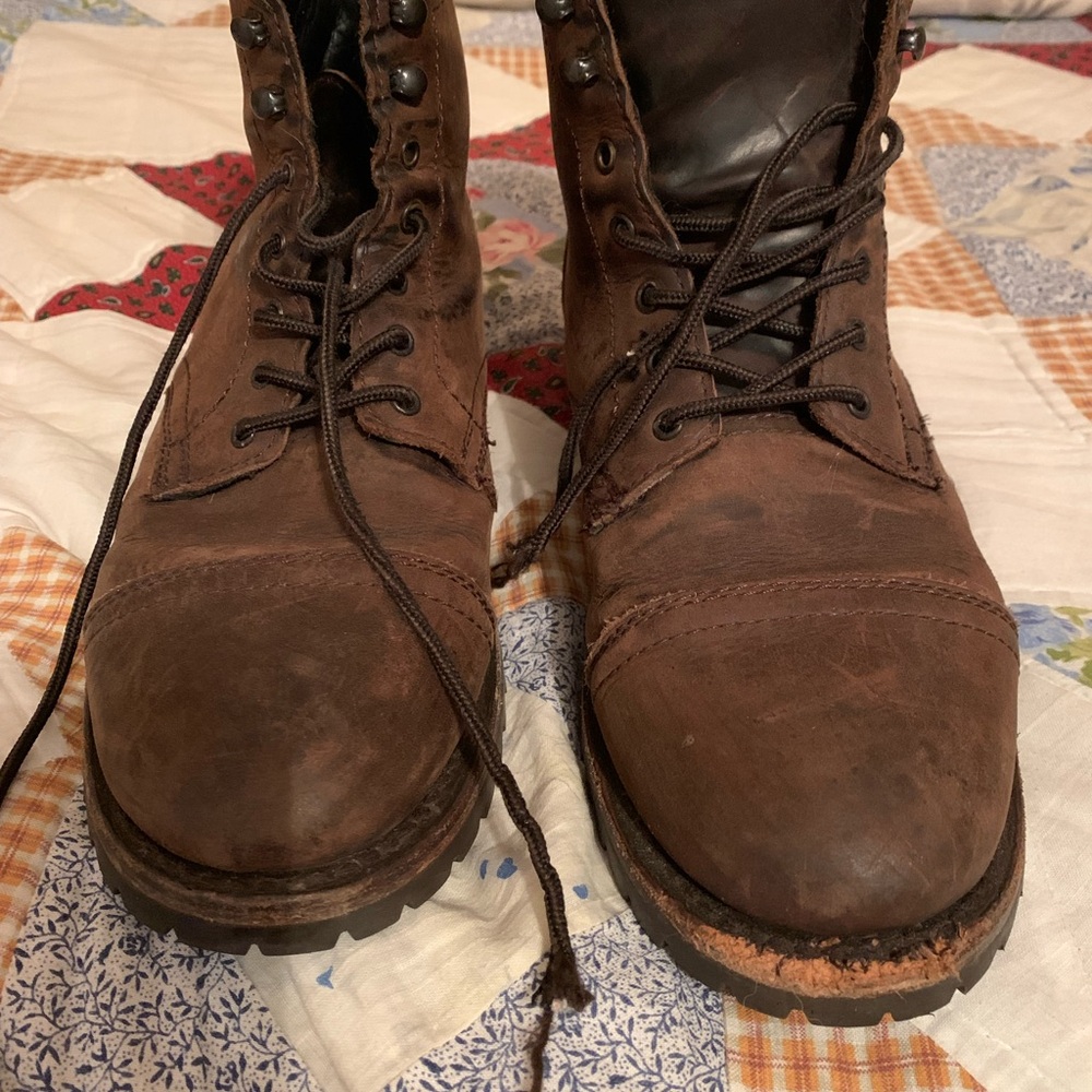 Men's 9.5 Thursday Boot Company Brown Leather Boots